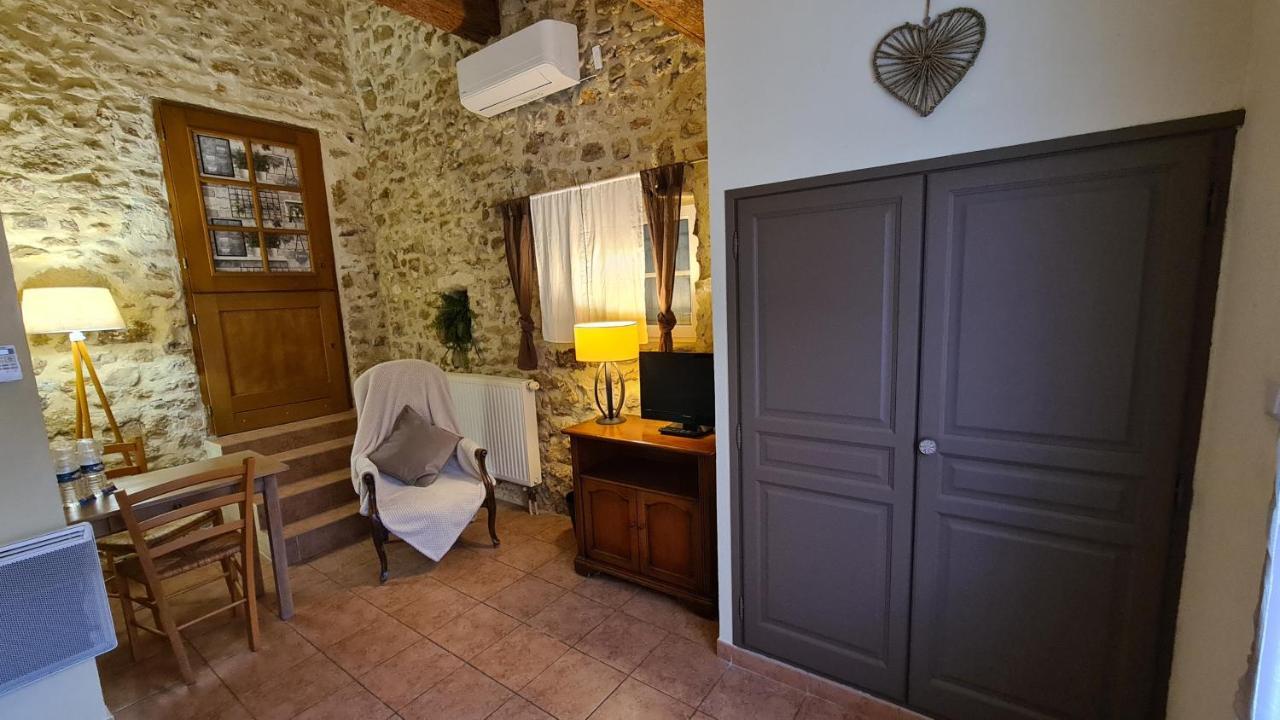 Logis Hotel La Bastide Saint Bach Сюз-ла-Русс Экстерьер фото